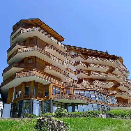 Апартаменты Le Bristol C32 By Interhome *