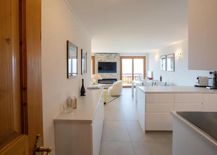 Le Bristol C32 By Interhome